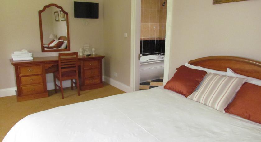 Gate Lodge B&B Portumna Værelse billede