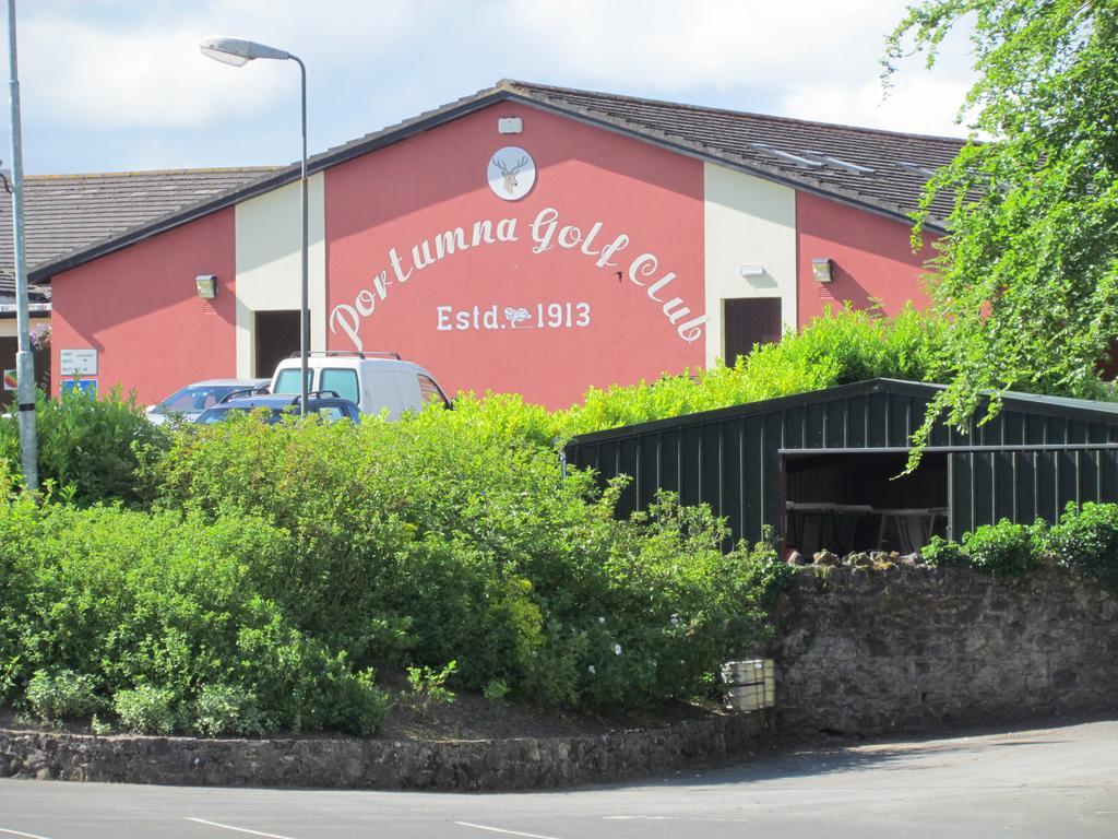Gate Lodge B&B Portumna Eksteriør billede